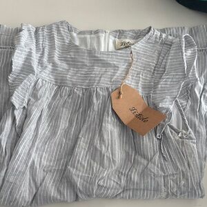 Listicle Light Gray Asymmetrical Dress